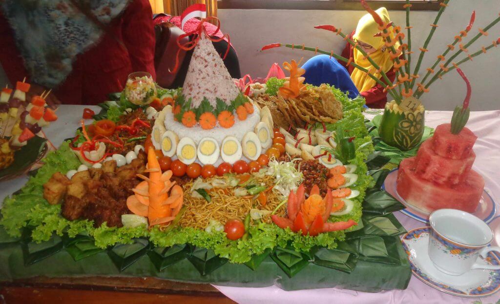 Tumpeng PKK Dagan
