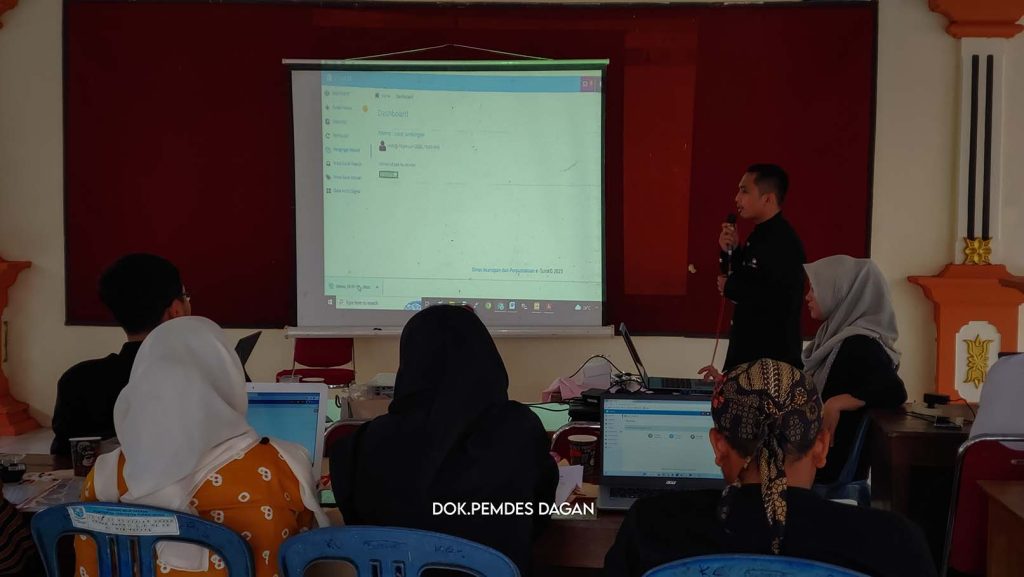 Pelatihan Digitalisasi Arsip Desa